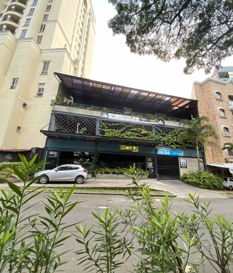 Tienda Stoners Smoke Shop en el norte de Armenia – foto 2