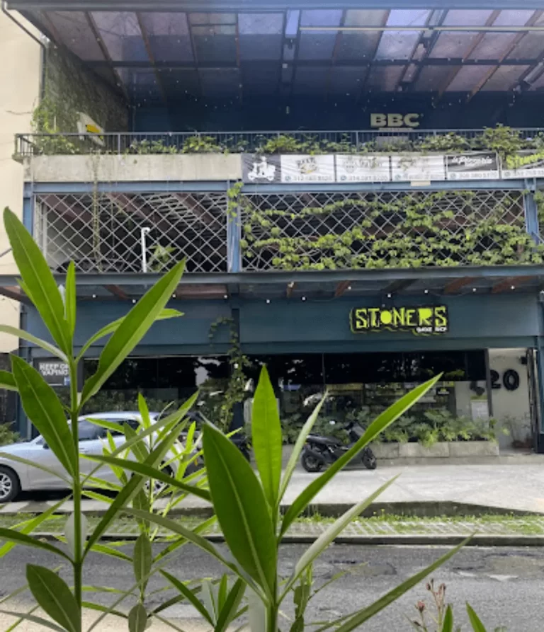 Tienda Stoners Smoke Shop en el norte de Armenia – foto 1