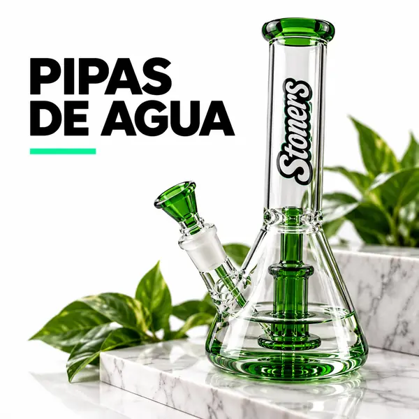 Pipas de agua de vidrio en Stoners Smoke Shop