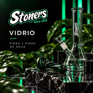 Pipas de vidrio y pipas de agua en Stoners Colombia