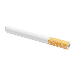 Pipa metálica tipo cigarrillo