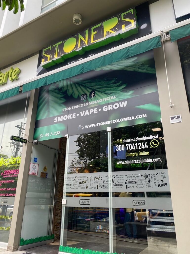 stoners_Smoke_shop_sede_Poblado